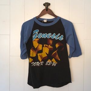 (1) Genesis super rare vintage tour 83-84 baseball t